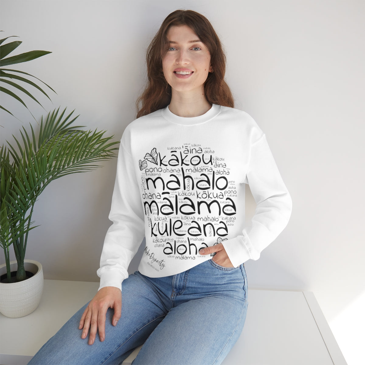 Hawaiian 'Olelo Hawai'i Kuleana with Kalo Plant Unisex Heavy Blend™ Crewneck Sweatshirt