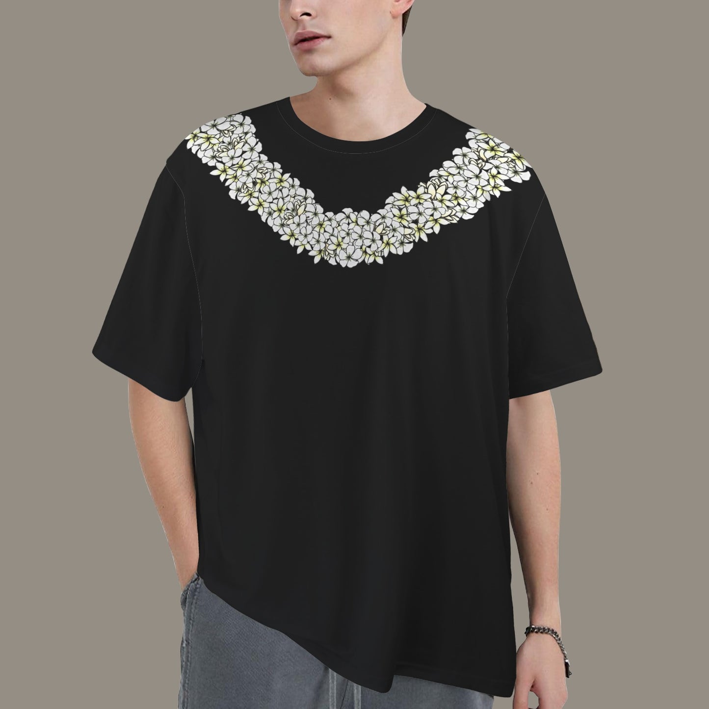 Oversized Hawaiian Lei Graphic T-Shirt | White Plumeria Lei Poepoe