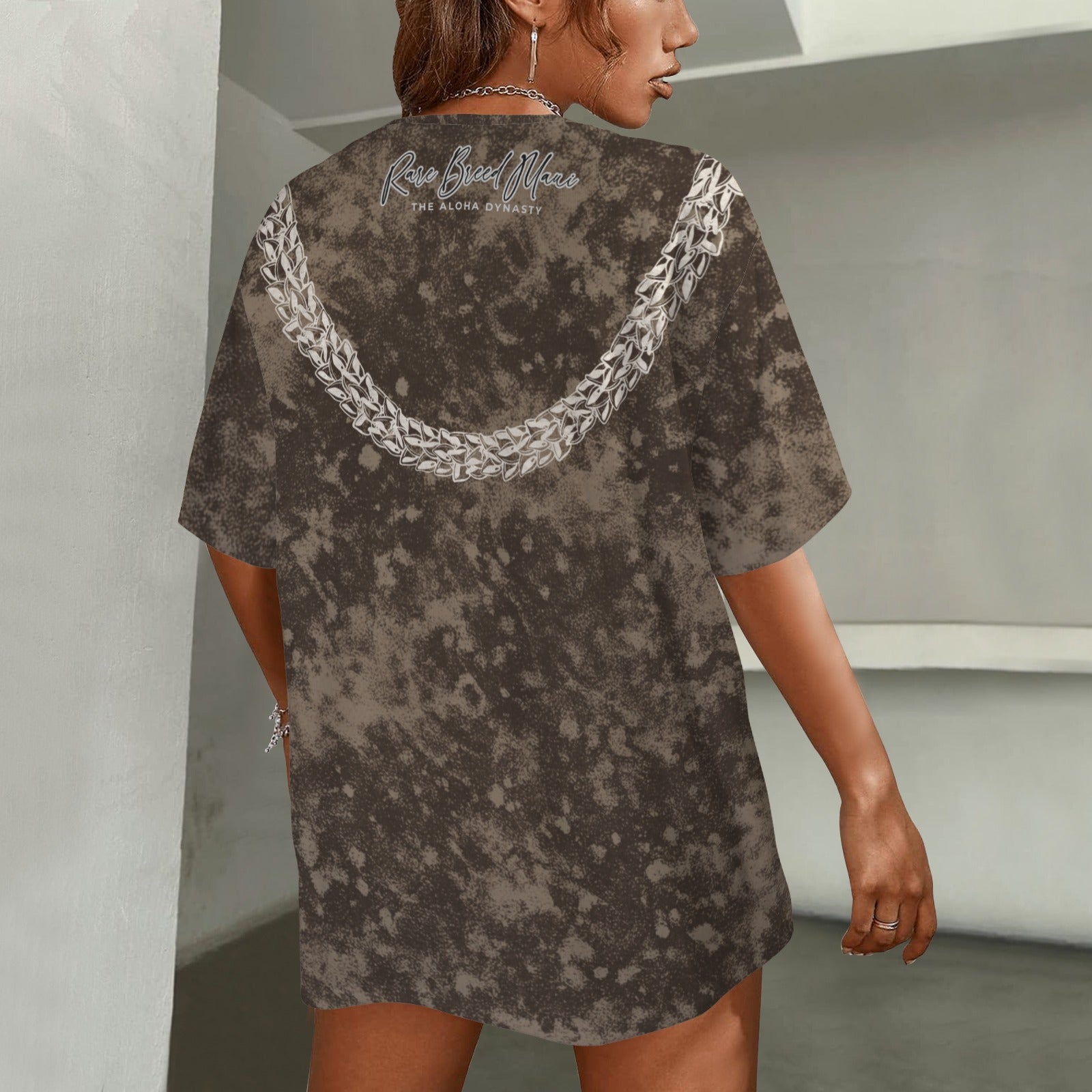 Oversized Vintage Wash Graphic T-shirt| Hawaiian Lei Tee, Smokey Chocolate Brown - Ni'ihau Shell Lei