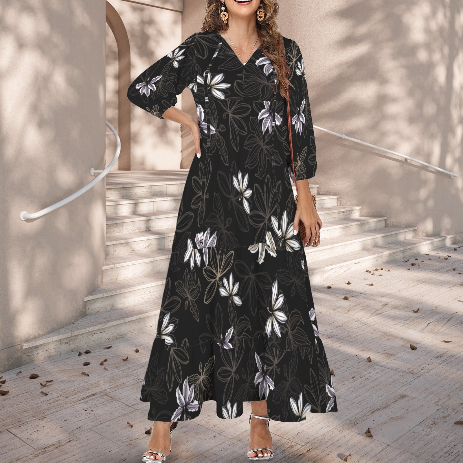 Pauahi Mu'u mu'u maxi dress - naupaka in black and taupe