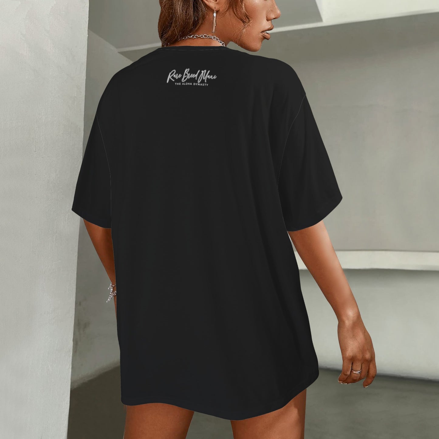 Oversized Hawaiian Lei Graphic T-Shirt | White Plumeria Lei Poepoe