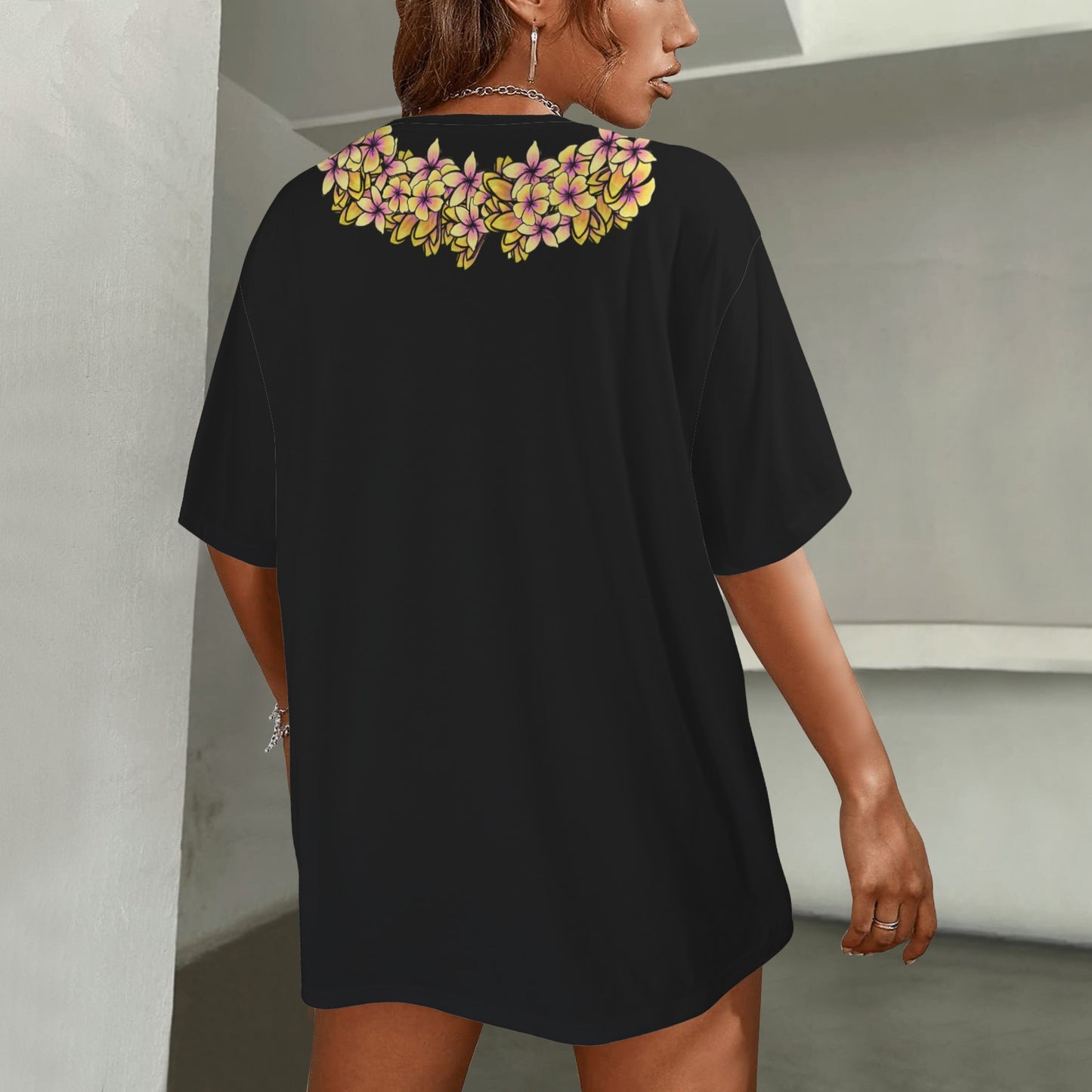 Oversized Hawaiian Lei Graphic T-Shirt  | Plumeria Poepoe Lei - Yellow and Pink Plumeria