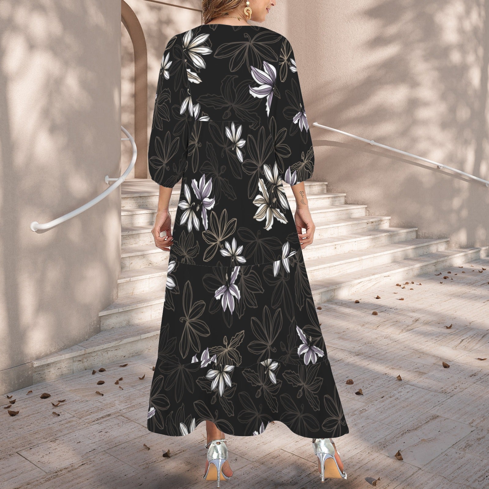 Pauahi Mu'u mu'u maxi dress - naupaka in black and taupe