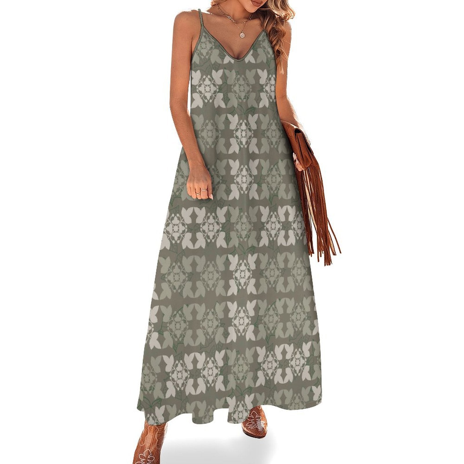 Hōʻolu Maxi Dress in Kapa Kuiki Hawaiian Print